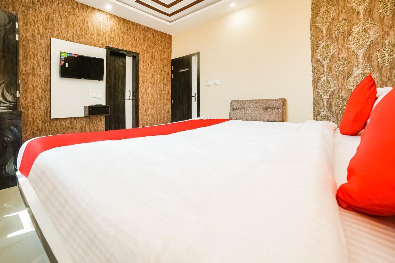 Oyo 41923 Prema Kunj Resort Jhansi Luaran gambar