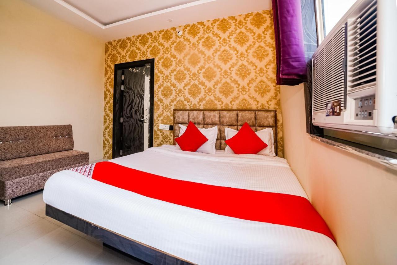 Oyo 41923 Prema Kunj Resort Jhansi Luaran gambar