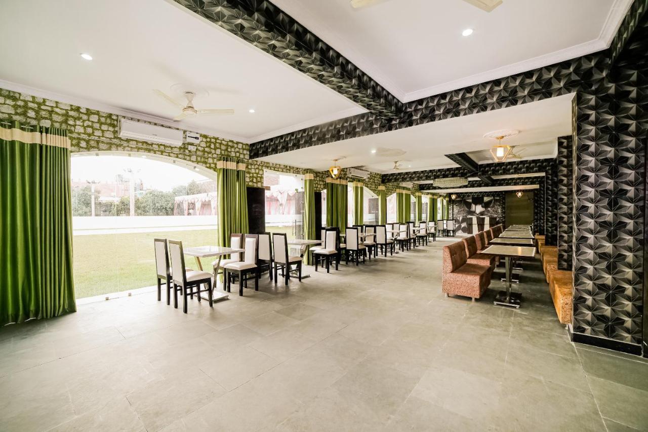 Oyo 41923 Prema Kunj Resort Jhansi Luaran gambar